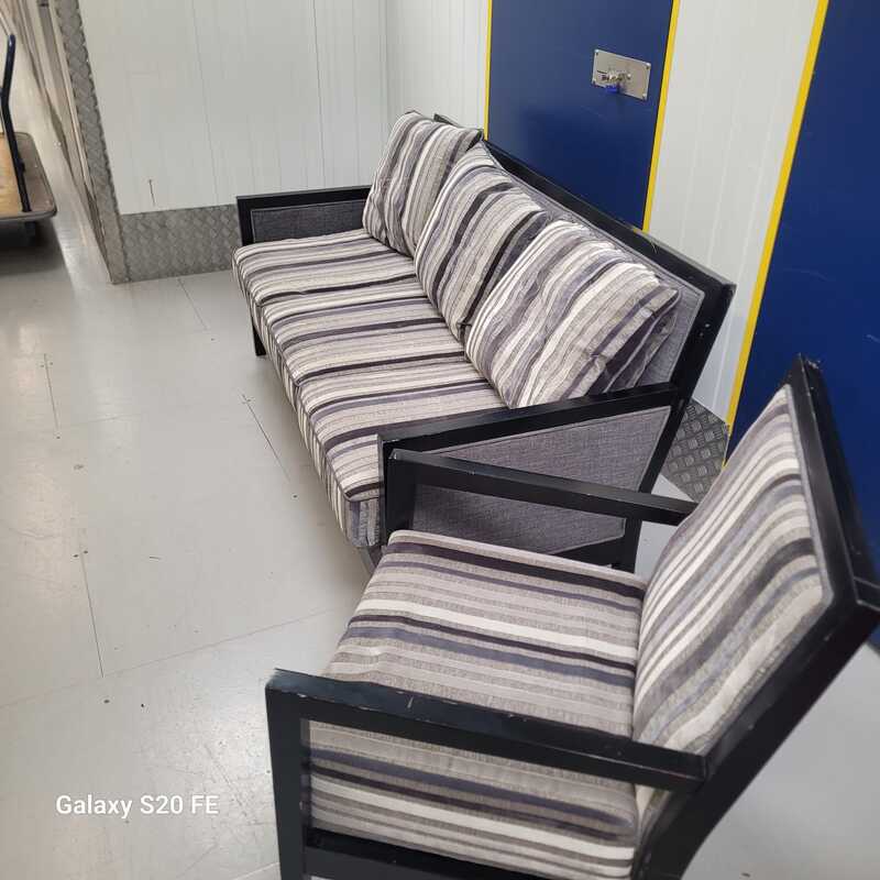 LIVERPOOL Storage auction IB-8329 10