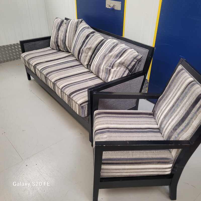 LIVERPOOL Storage Facility auction IB-8329 11