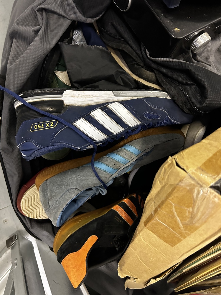 Southampton Storage Unit auction IB-1538