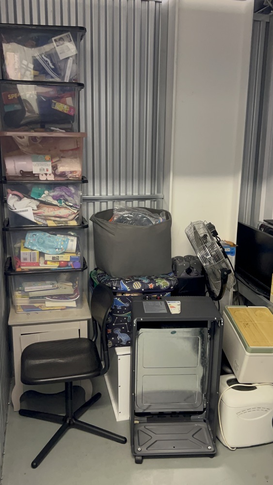 Southampton Storage auction IB-7785