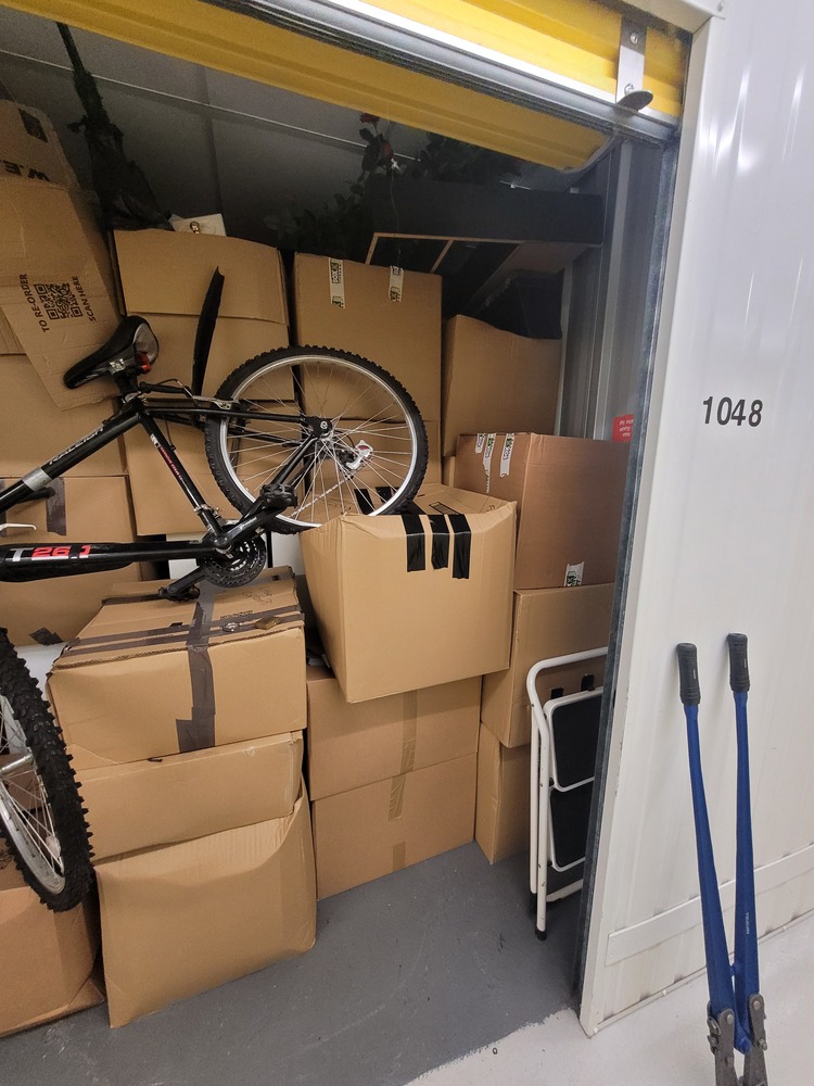 StorageMart Worthing Storage auction IB-7135