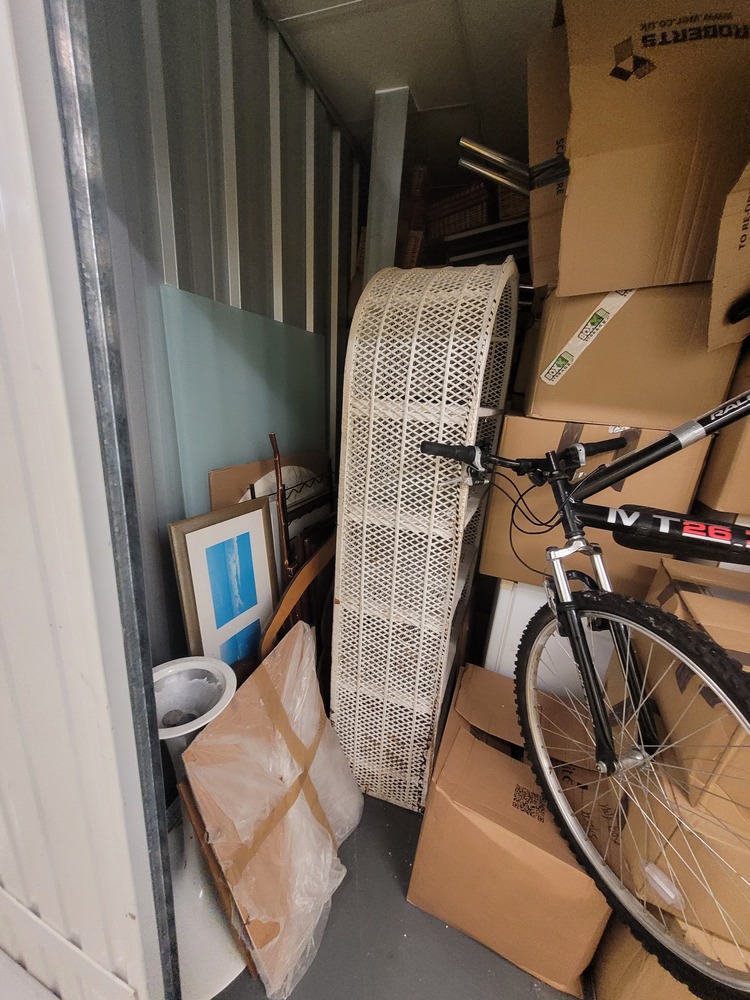 StorageMart Worthing Storage Unit auction IB-7135
