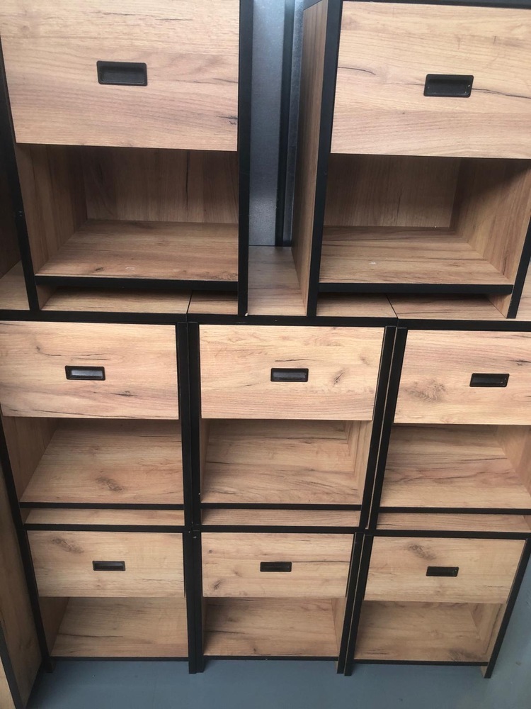 Ruislip Storage Facility auction IB-2928 51