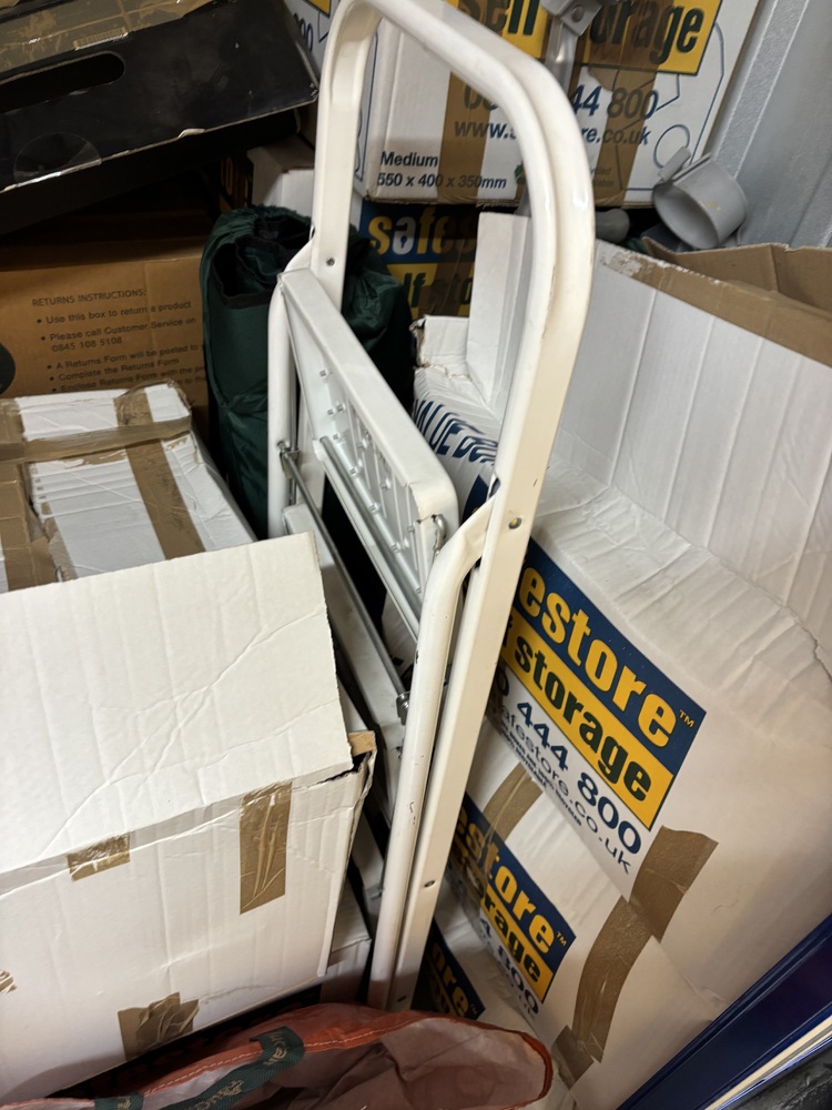 Chingford Storage Unit auction IB-9485 22