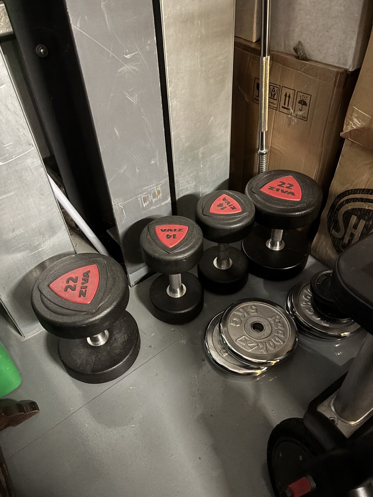 Chingford Storage Unit auction IB-8939