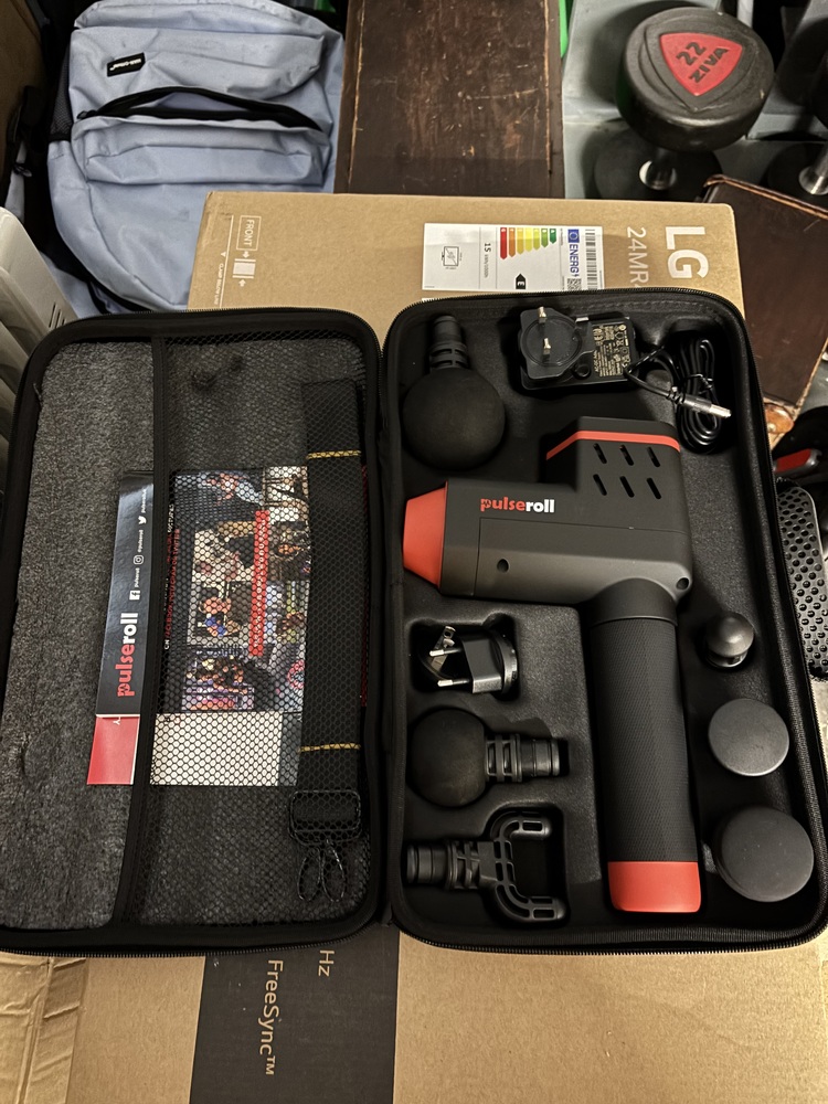 Chingford Self storage unit auction IB-8939