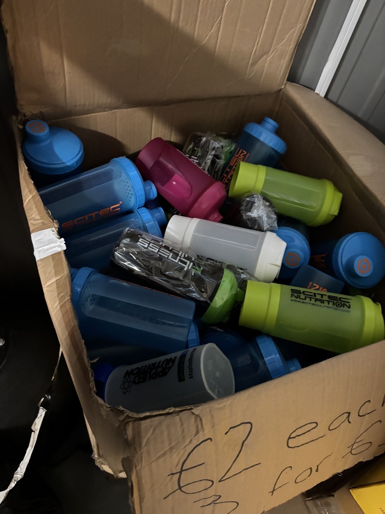 Chingford Storage auction IB-8939 20