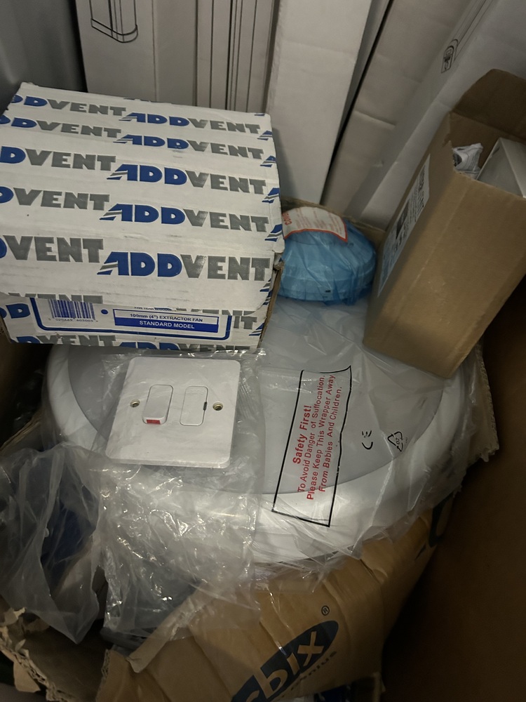Romford Storage Facility auction IB-4955