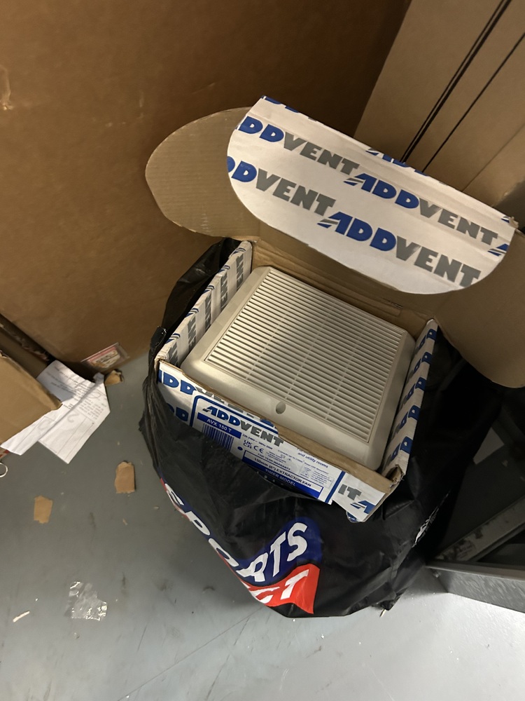 Romford Self storage facility auction IB-4955