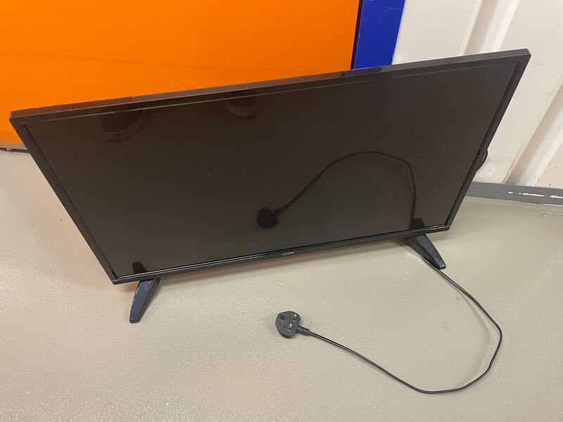 Oldham storage facility unit auction IB-9557