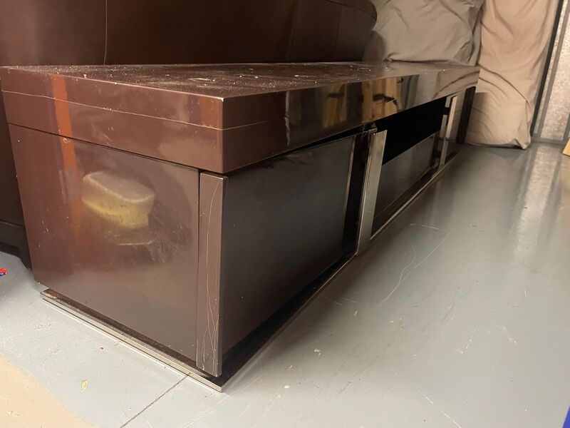Oldham Self storage facility auction IB-9557