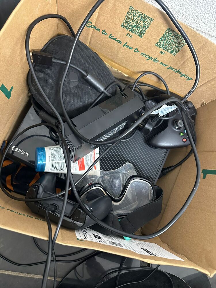 Orange Box - Derby Storage auction IB-2184 10
