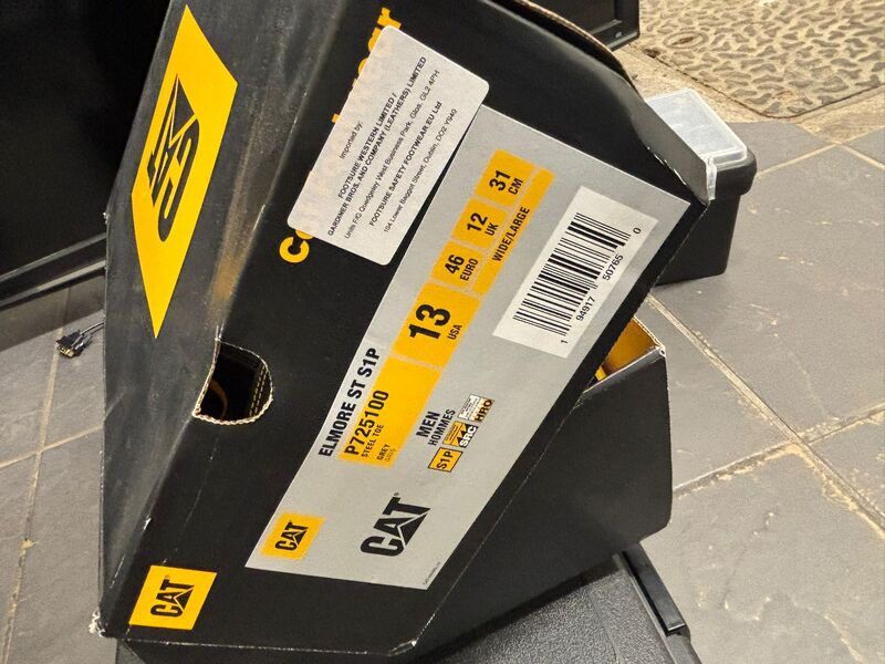 Orange Box - Long Eaton Self storage unit auction IB-1164