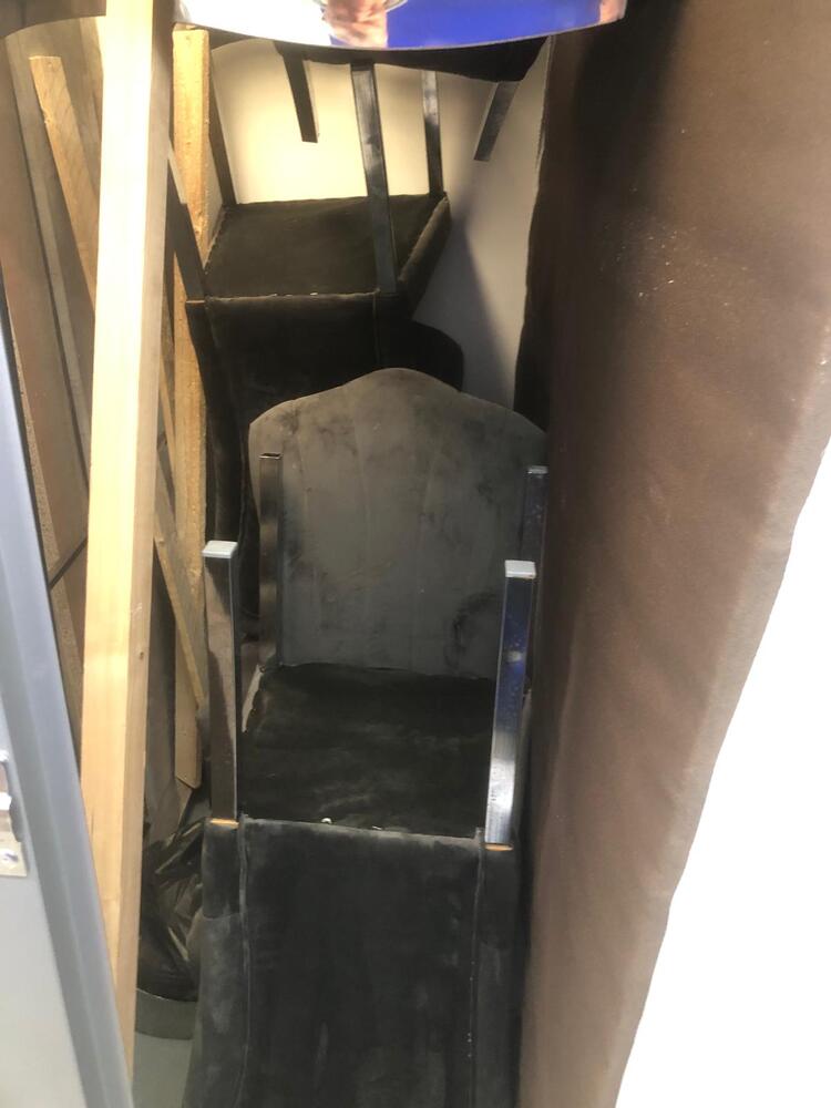 Crayford Self storage unit auction IB-9535