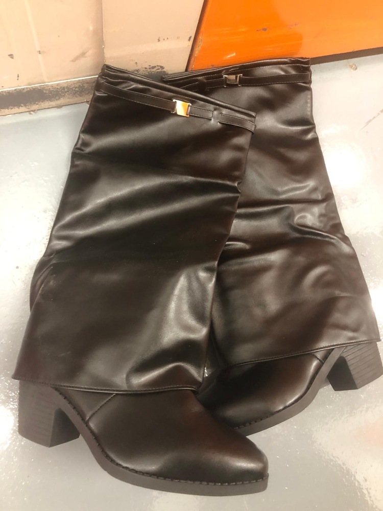 Croydon Self storage auction IB-7955