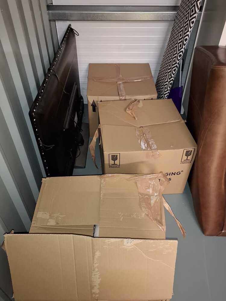 Rugby Storage auction IB-7312