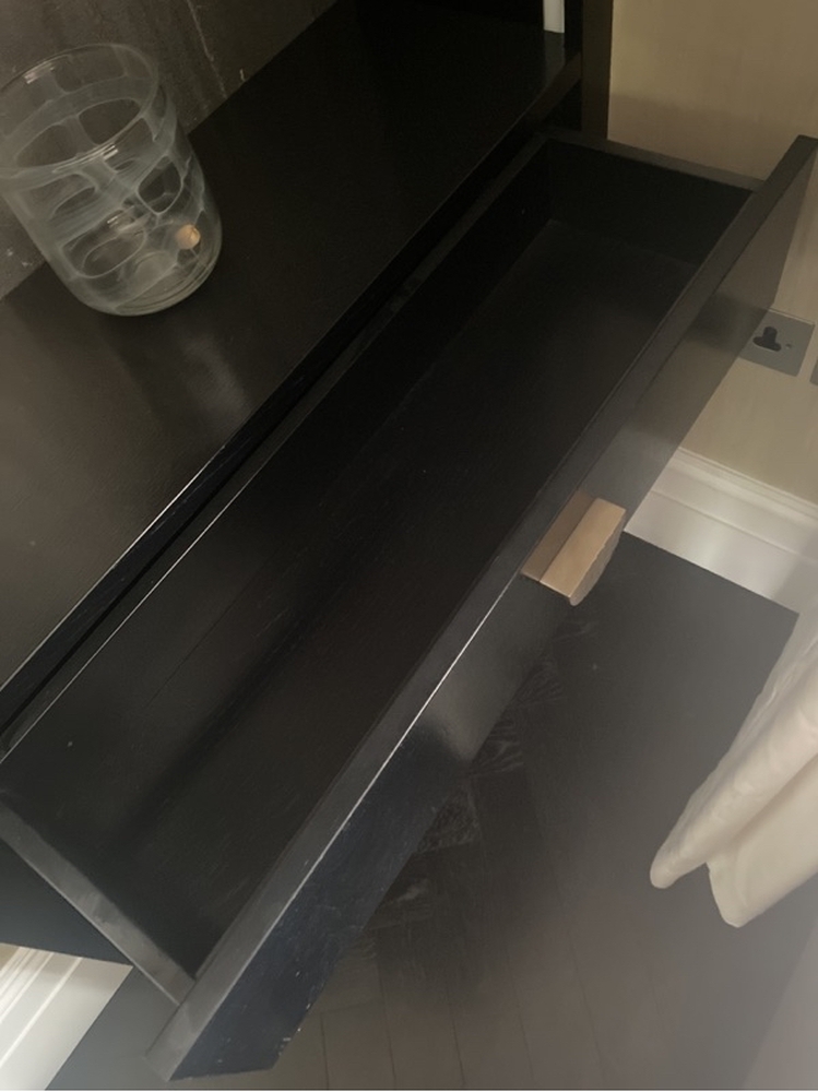 Fulham Storage Unit auction IB-9265 32