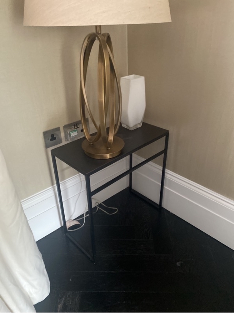 Fulham Storage Unit auction IB-9265 72