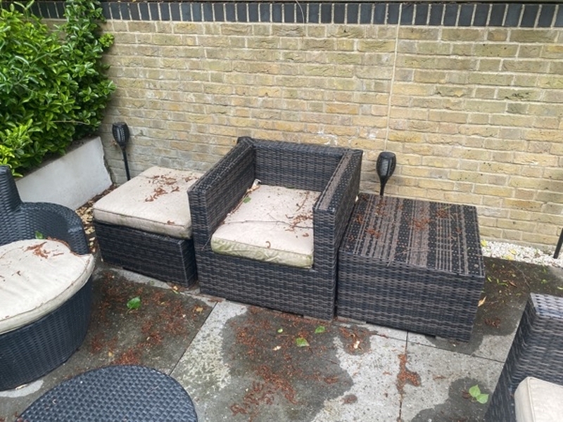 Fulham storage facility unit auction IB-9265 116