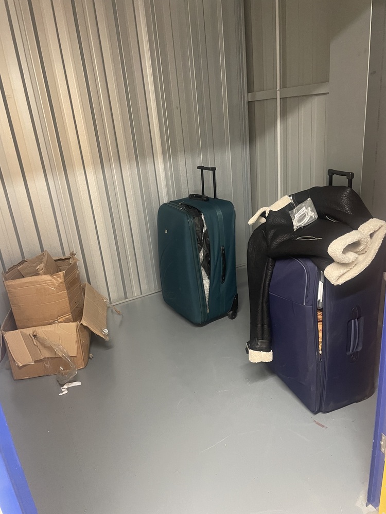 Feltham Storage Facility auction IB-9726