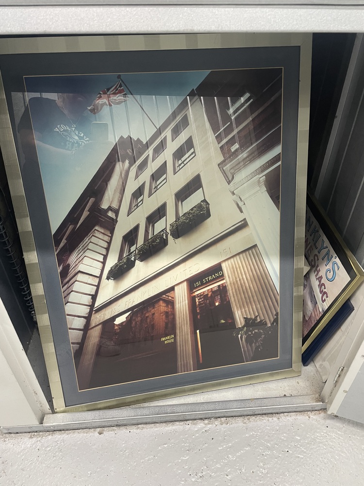 Chelsea Embankment Storage Unit auction IB-7457 12