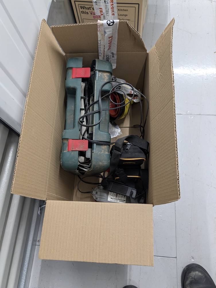 Wednesbury Self storage unit auction IB-3224 33