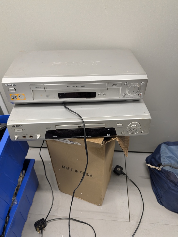 Wednesbury storage facility unit auction IB-3268 46