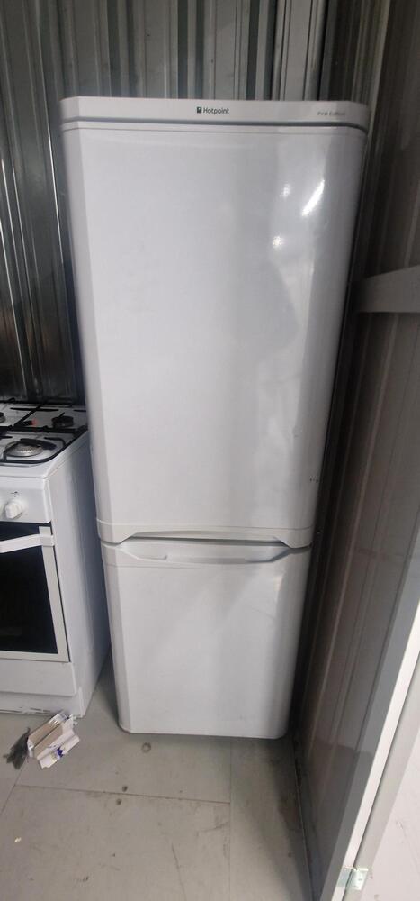 Wednesbury Storage auction IB-8242