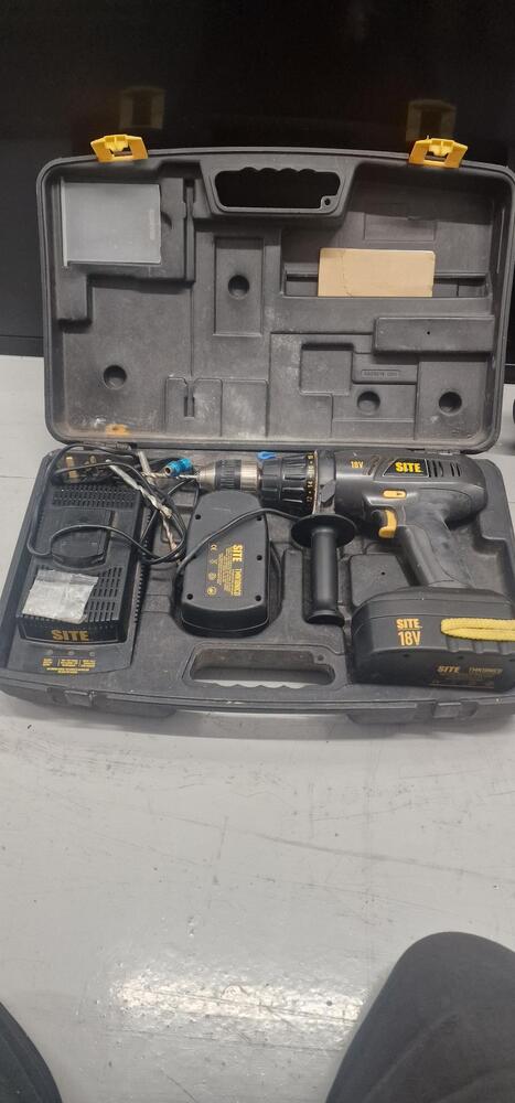 Wednesbury Storage auction IB-8242 30
