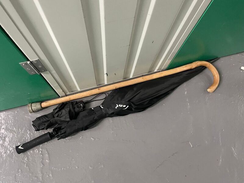 Nottingham storage facility unit auction IB-4740