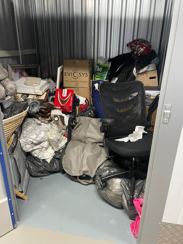 Sheffield storage facility unit auction IB-4294 16