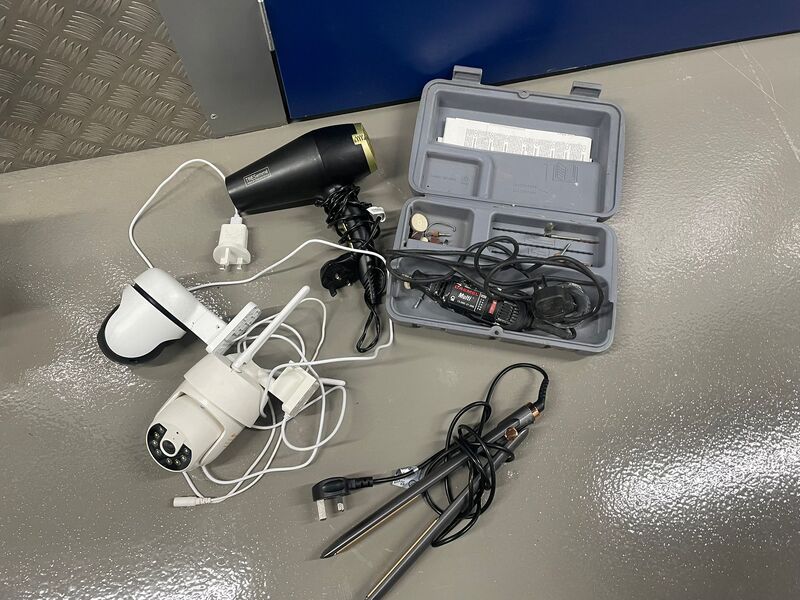 Sheffield Self storage unit auction IB-4294 23