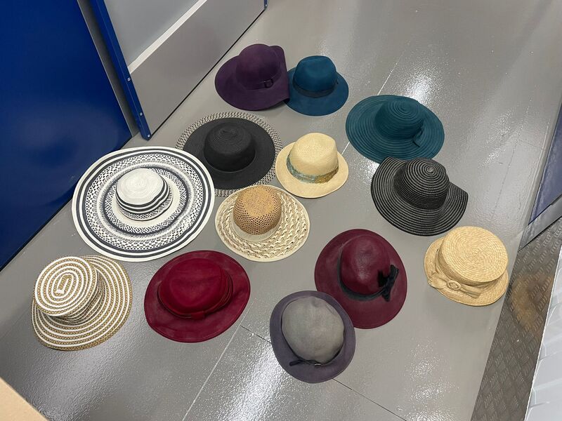 Sheffield Storage auction IB-7498
