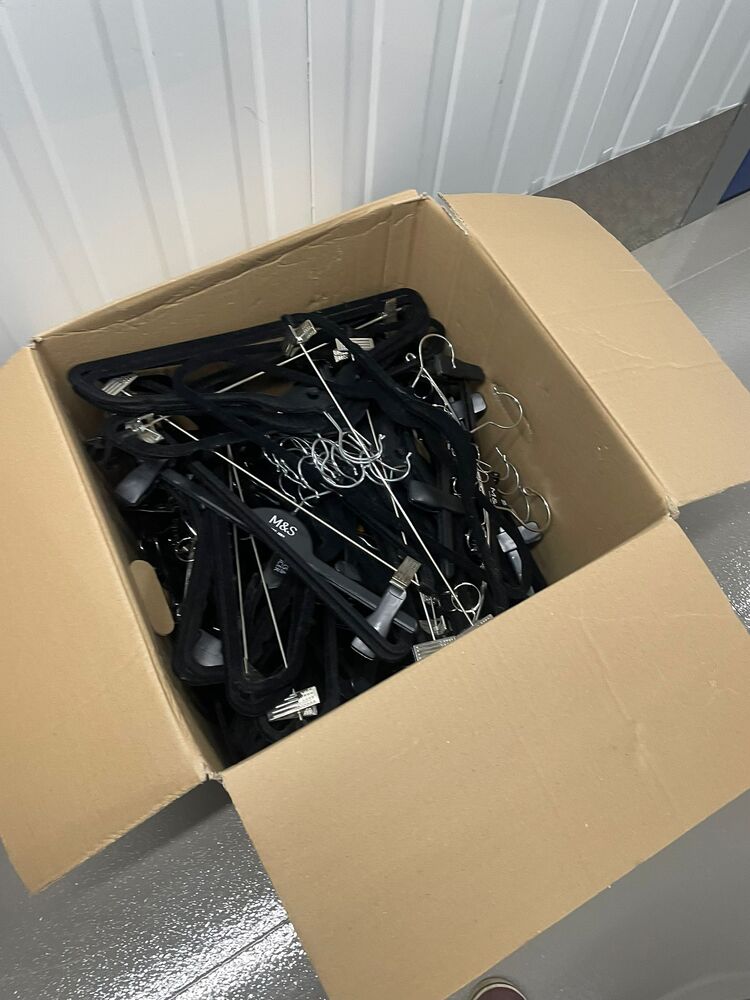 Sheffield storage facility unit auction IB-7498