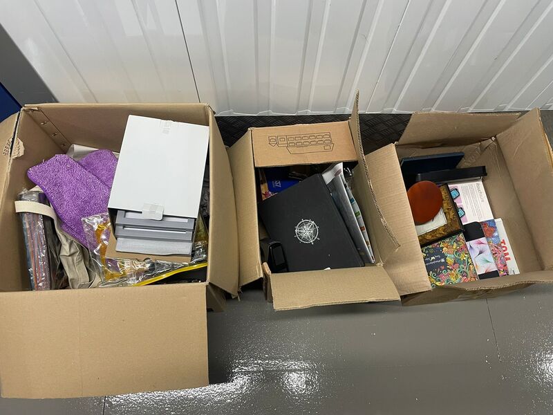 Sheffield Self storage unit auction IB-7498 13