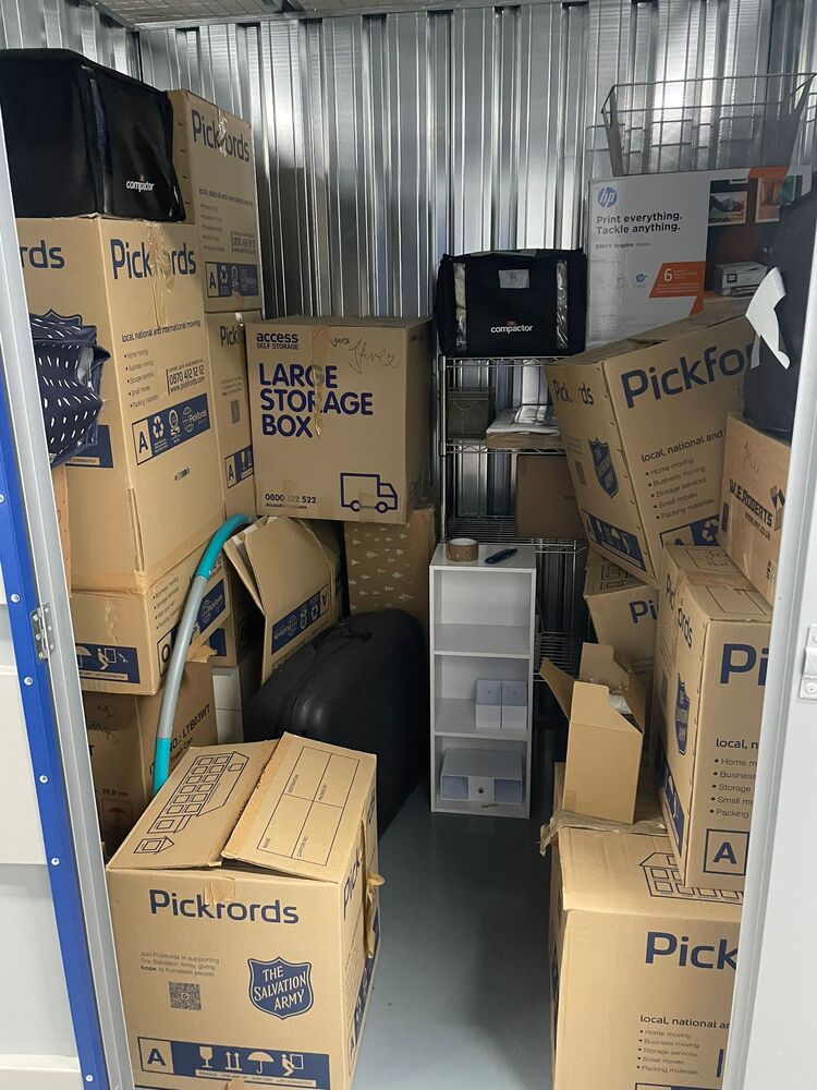Sheffield storage facility unit auction IB-7498 16