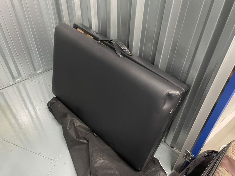 Sheffield Storage auction IB-1707