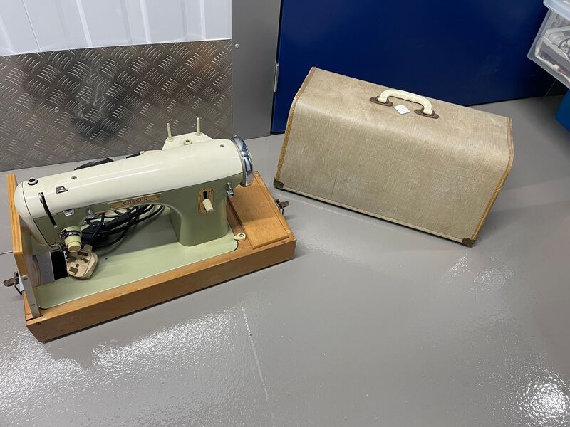 Sheffield Storage auction IB-7981