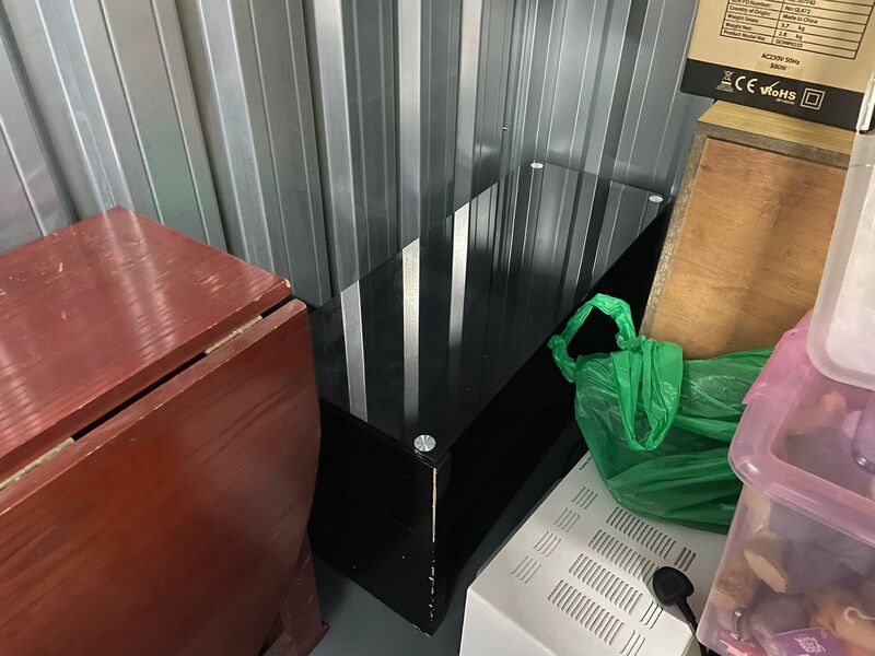 Sheffield Storage Unit auction IB-7981