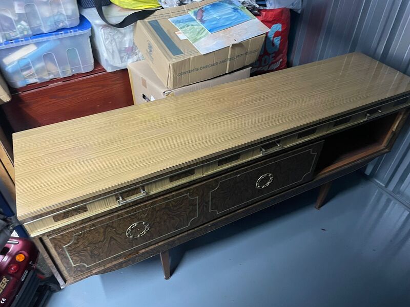 Sheffield Self storage auction IB-7981 24