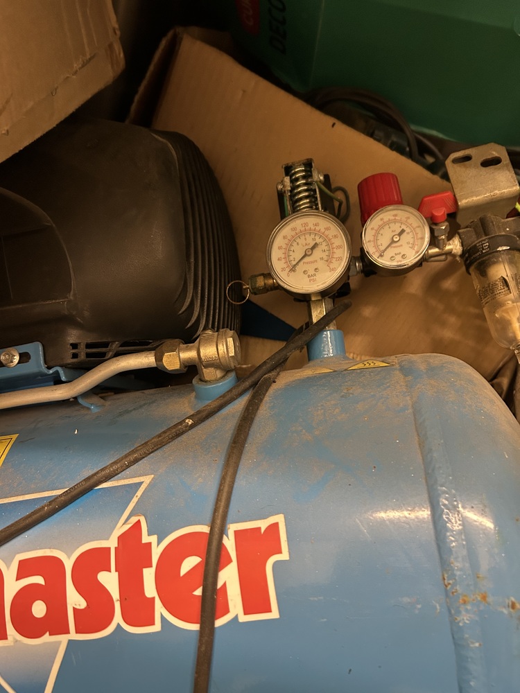 Barking Storage auction IB-6739