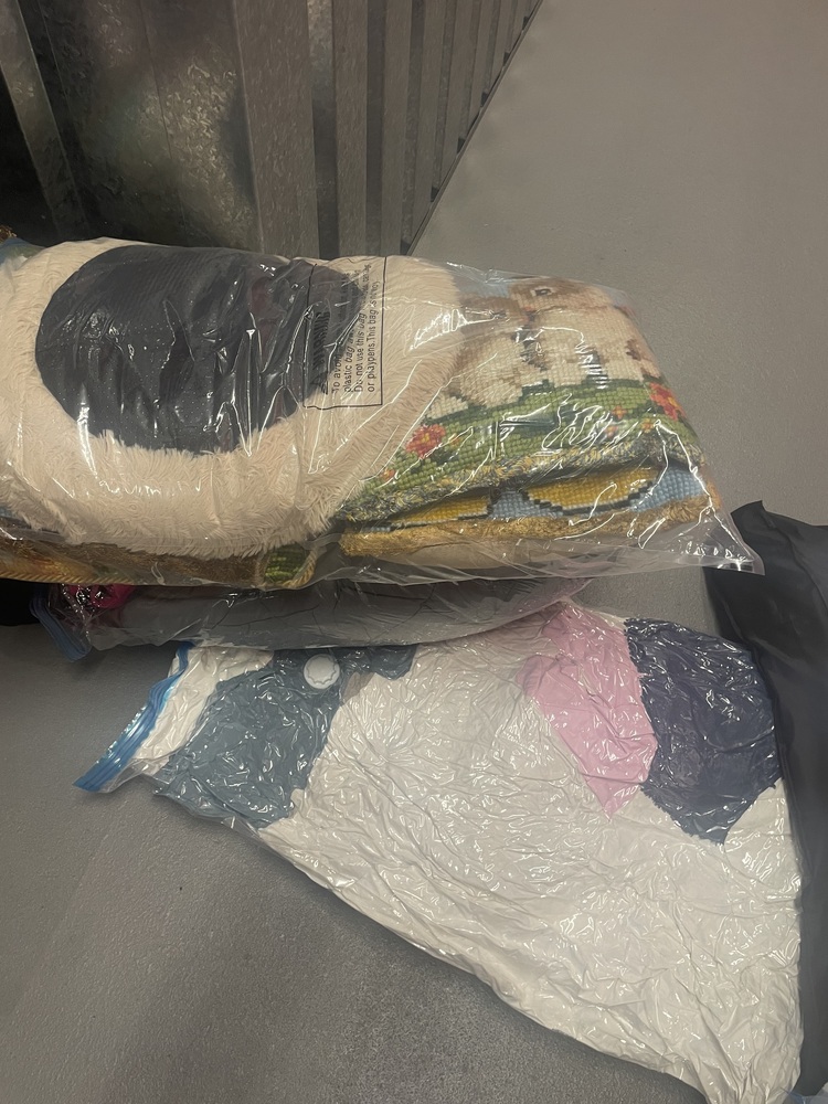 Fulham Self storage unit auction IB-4921 13