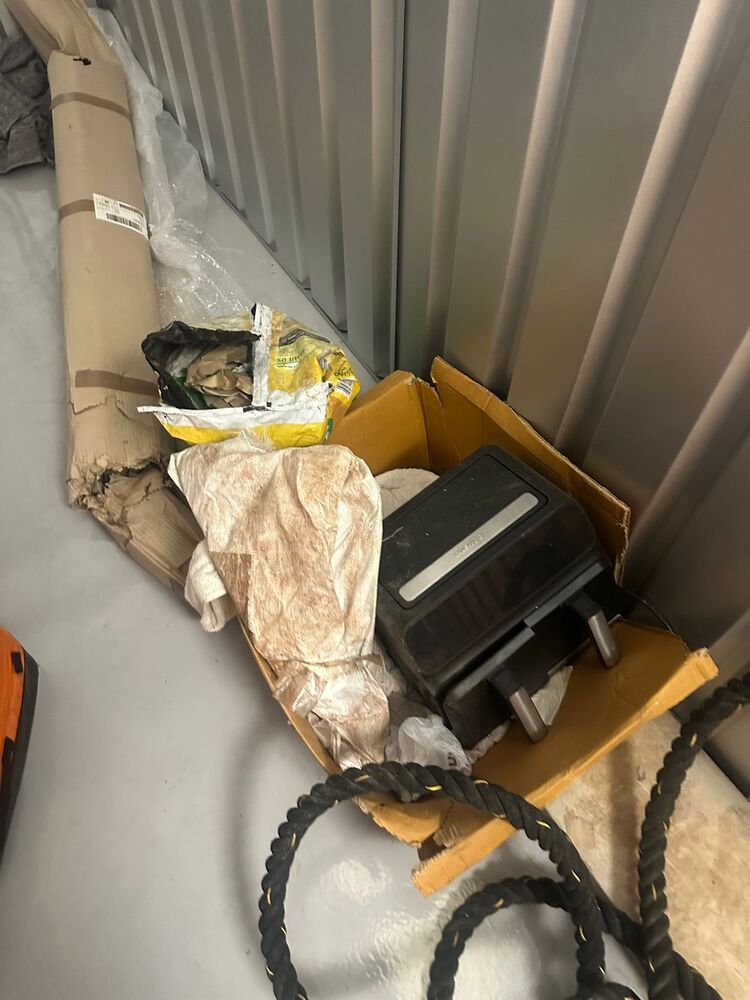 Orange Box - Long Eaton storage facility unit auction IB-4340