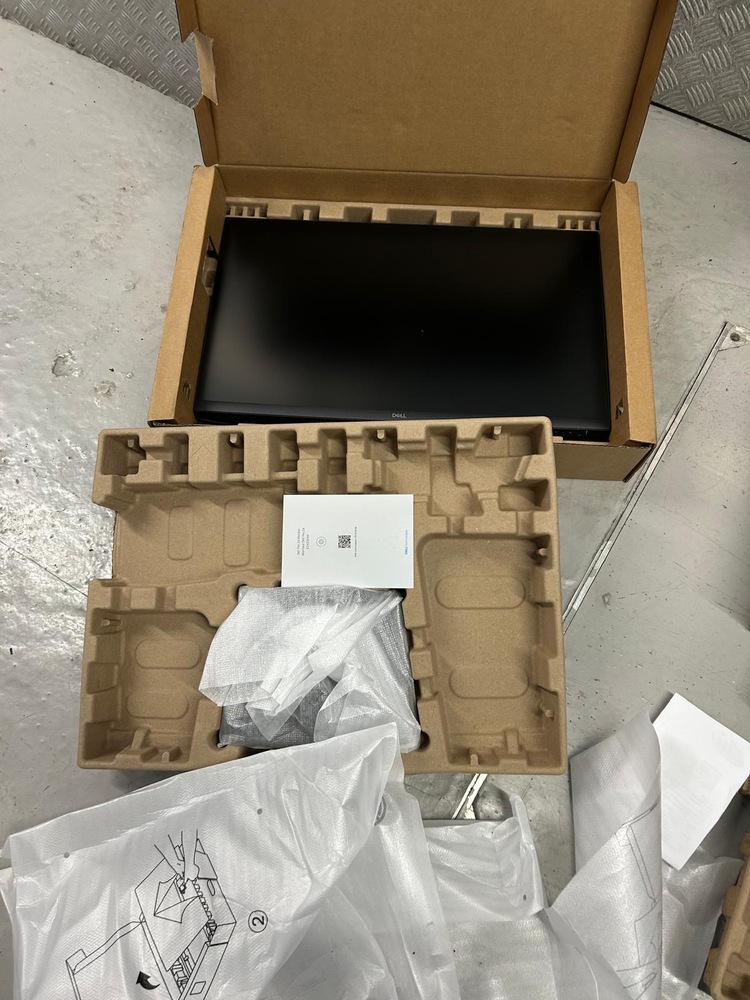 Paddington Storage Unit auction IB-6635