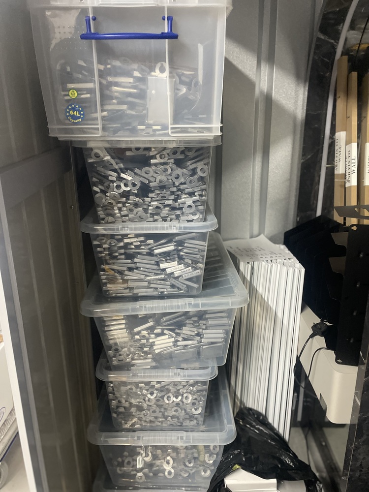 Paddington Storage Unit auction IB-2530 12