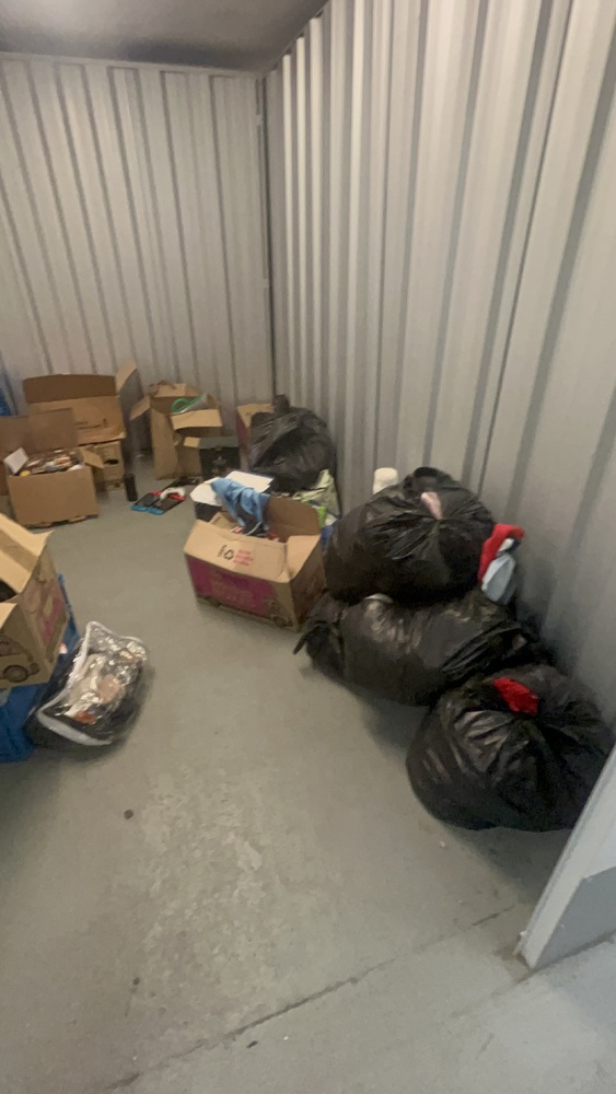 Reading Storage Unit auction IB-5602