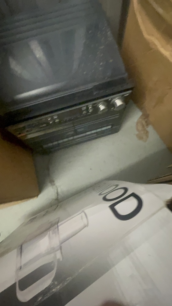Reading Storage Unit auction IB-5602 12