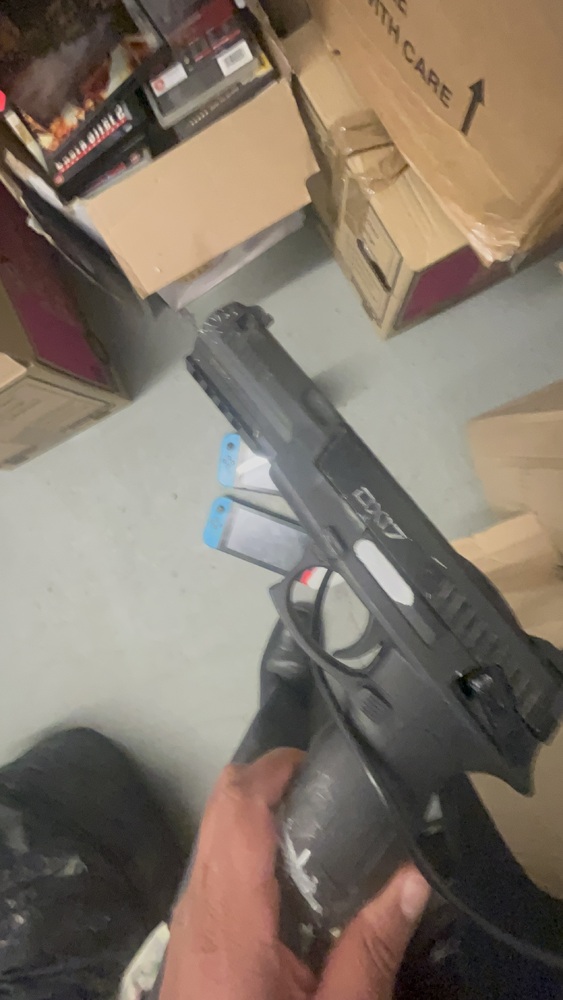Reading Self storage auction IB-5602 14