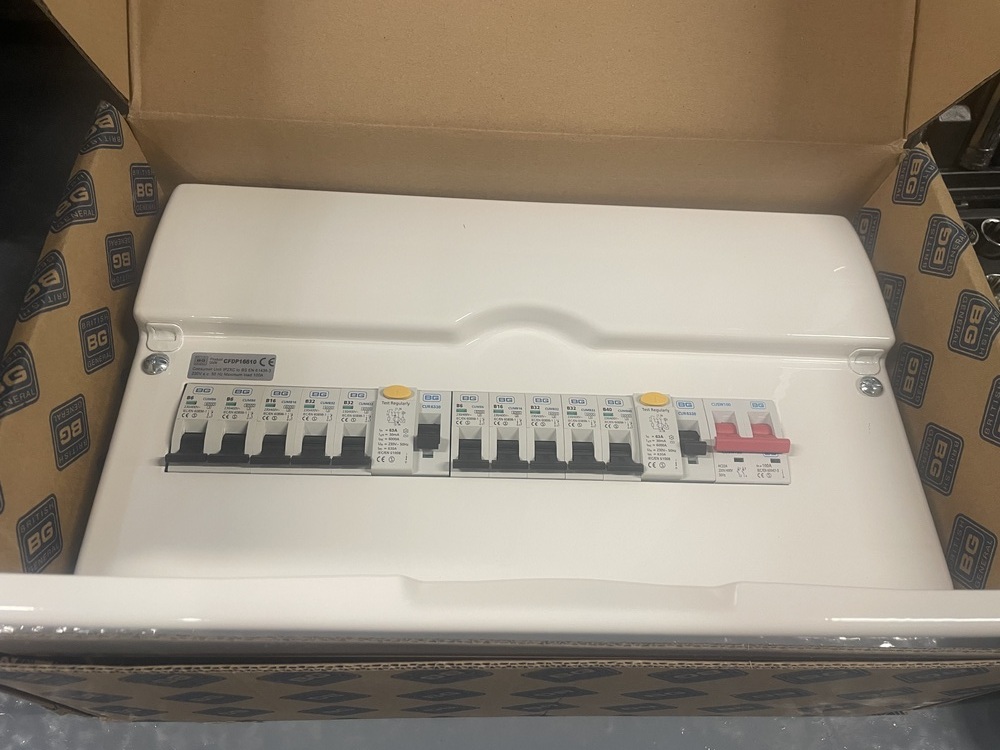 Ruislip Self storage unit auction IB-8930 13