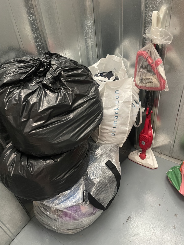 Stanmore Self storage unit auction IB-3964